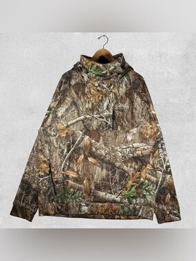 Men’s Magellan Camo Hunting Hoodie Built In Face Pullover Size 2XL